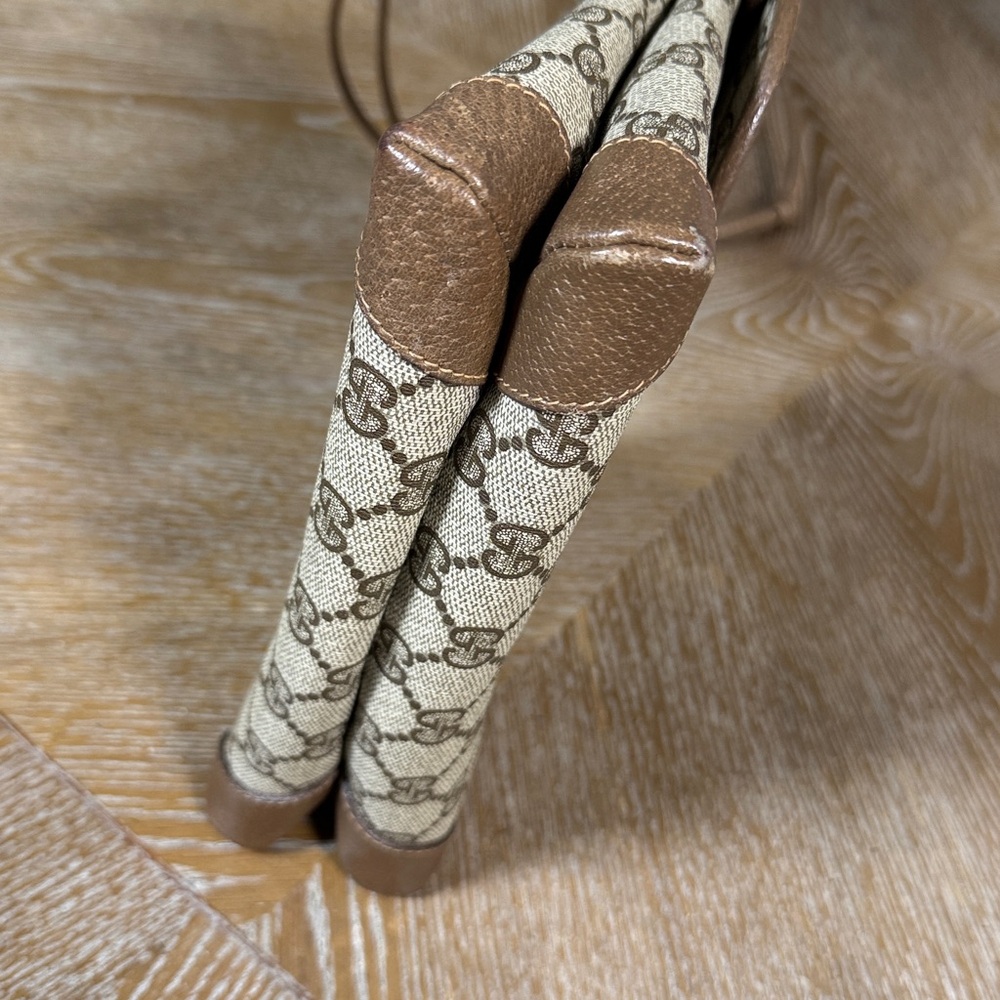 GUCCI Vintage Beige and Brown Crossbody Bag - Picture 10 of 15